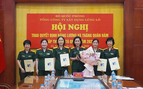 TRAO QUYẾT ĐỊNH NÂNG LƯƠNG, THĂNG QUÂN HÀM CẤP THƯỢNG TÁ QNCN NĂM 2026